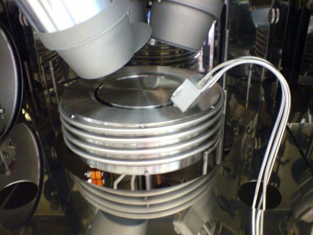 超高温 真空 基板加熱 4inch 1200C